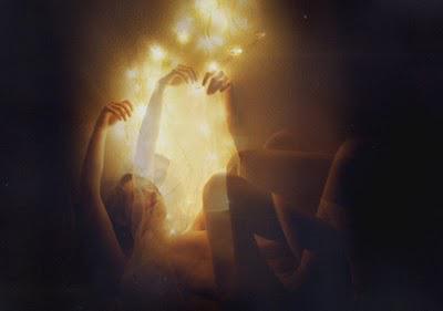 Margaret Durow, artiste née en 1989, fait exactement le g...