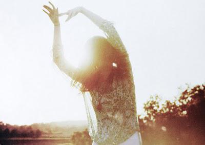 Margaret Durow, artiste née en 1989, fait exactement le g...