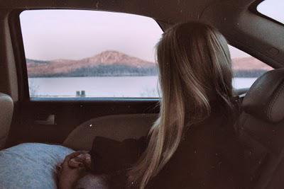 Margaret Durow, artiste née en 1989, fait exactement le g...