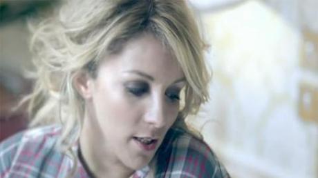 Myriam Abel ... Son nouveau clip ... Le coeur ailleurs