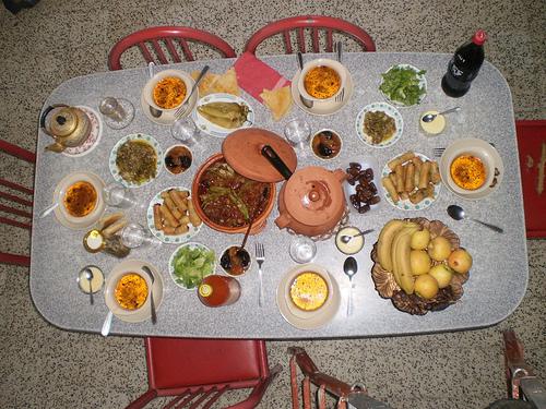 Table du 1er jour de ramadan par amekinfo