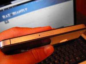 Le Bumper laisserait des traces noires sur l’iPhone 4