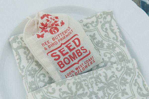 wedding_favors_seed_bombs