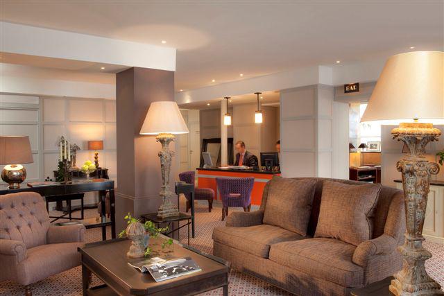 Renovation-hall-Hotel-Lenox-Paris-chic