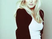 Rosanna: Waterfall (Fear Tigers Remix) pointait...