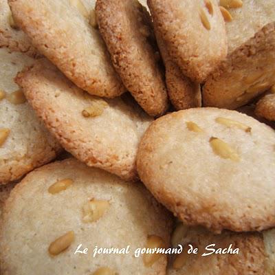 Biscuits aux pignons de pin