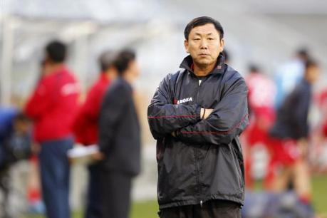Humiliation nationale infligée au sélectionneur de foot nord-coréen