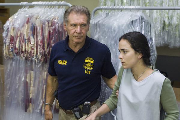 Harrison Ford et Alice Braga. Metropolitan FilmExport