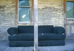 858843_couch.1280915179.jpg