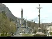 pélerins n'arrivent jamais Lourdes cause leur