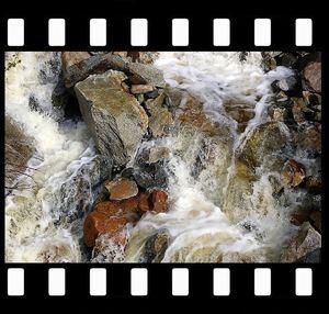 Bercer par cette voix d-eau et d--cumes