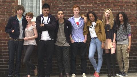 Skins saison 5 ... la 1ere photo du casting