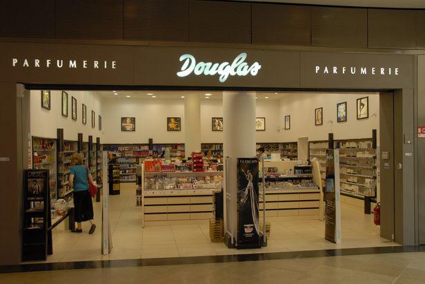 BON PLAN : LIQUIDATION A LA PARFUMERIE DOUGLAS