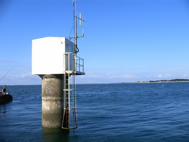 j'ai la télé, les deux  chaînes et la couleur...
