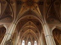 Ville: L'église Ste Ludmila, plus néogothique y a pas