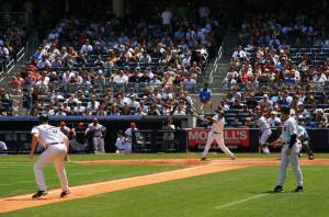 Plongez dans la culture américaine typique, assistez à un match de baseball à New-York
