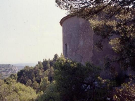 La Clape, univers insulaire. Senteurs de la Méditerranée.