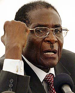 Zimbabwe: Robert Mugabe s’en prend aux gays et aux lesbiennes