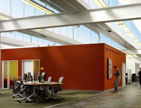 facebook bureaux locaux 10 550x423 Découvrez les locaux de Facebook en 26 photos