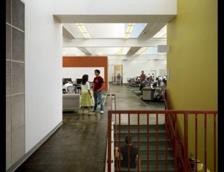 facebook bureaux locaux 7 550x423 Découvrez les locaux de Facebook en 26 photos