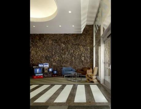 facebook bureaux locaux 2 550x423 Découvrez les locaux de Facebook en 26 photos