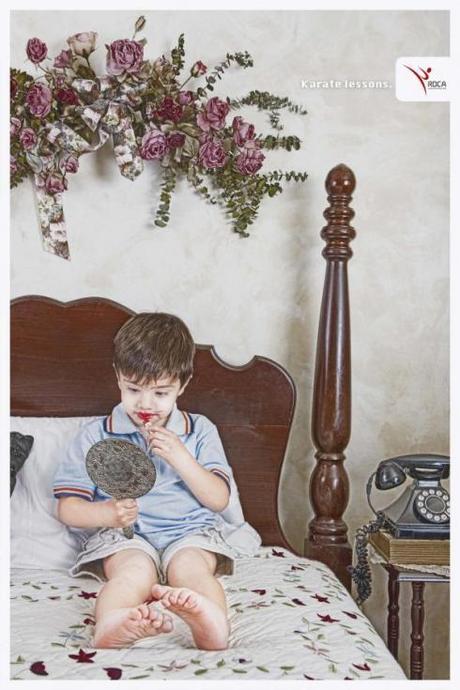 rdca-academy-of-martial-arts-mirror-small-32127 Publicité homophobe ou communautaire?