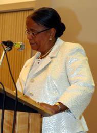 Mirlande, Josette, et Claire-Lydie : les habits neufs de la démocratie ! mirlandemanigat20080705.1281796715.jpg