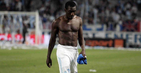 Mamadou Niang OM Olympique de Marseille La tete basse