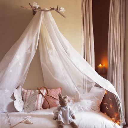 Ciel de lit blanc pour chambre d'enfant princesse voile en organdi
