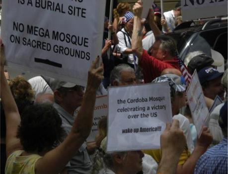 Mosquée du Ground Zero à New York, les islamophobes de plus en plus virulents comme dans tous les USA et sous la conduite de personnalités conservatrices