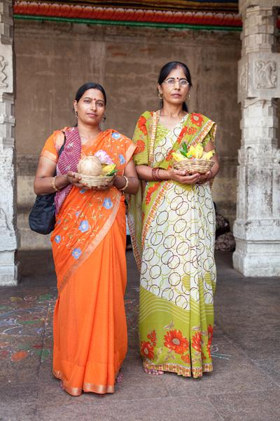 Amrita et Divya - Professeur et mère au foyer