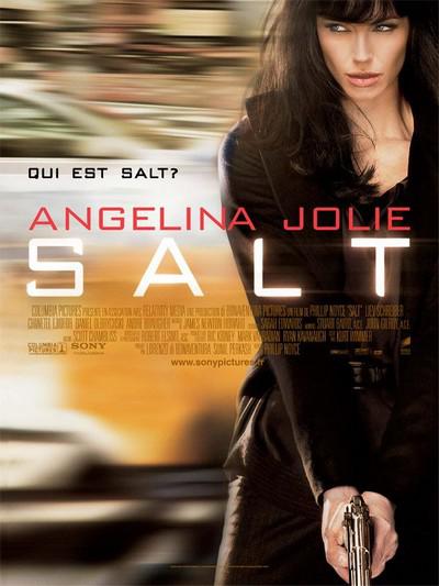 {Salt, Angelina Jolie au micro ::