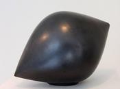 Sculpture toupie céramique emaillée noire Georges Jouve