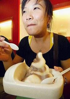 Ouais douteux comme restaurant!!! (Made in Japan!)