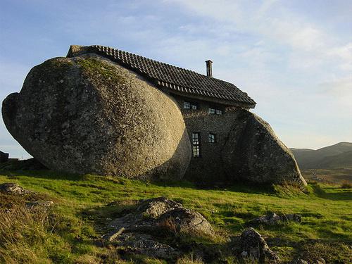 500x_the-true-stone-house