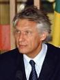 Villepin s'exprime. France retient souffle. s'endort.