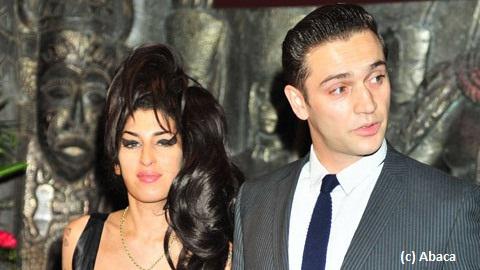 Amy Winehouse ... Son nouveau mec la trompe déjà