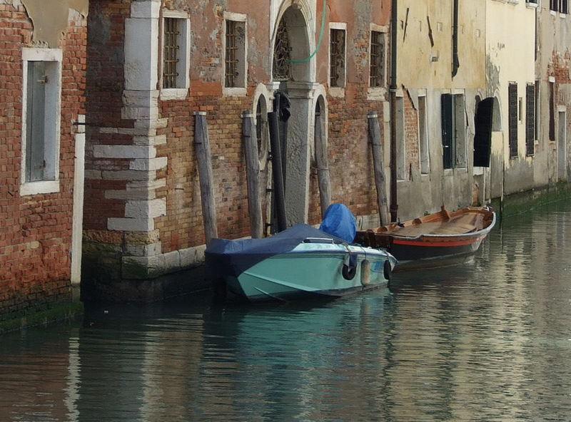 AU RETOUR D'UNE PROMENADE DANS CANNAREGIO