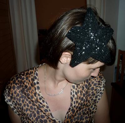 Stéphanie Lotgering: la poupée 50's glacée d'élégance.