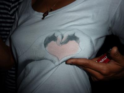 La soeurette qui fait aussi bouger ton corps.