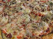 Pizza moutarde, aubergine, tomates merguez pizza pique!