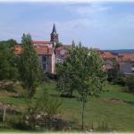 Le village de Vernassal en Haute-Loire - Crédits photo : Philauvergne.fr