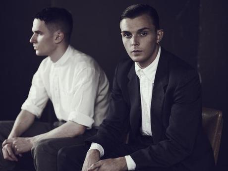 Hurts feat. Kylie: Devotion - Stream
Wow! On sort à peine de... Hurts feat. Kylie: Devotion - Stream
Wow! On sort à peine de...