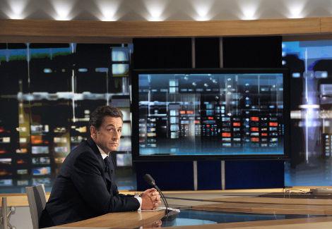 Nicolas Sarkozy le 25 janvier 2010, sur le plateau du 20 heures de TF1 (Gérard Cerles/Reuters).