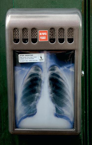 quit uk antitabac cendrier poumons xray ong communication pub