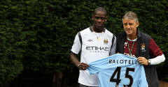 Mario Balotelli et Roberto Mancini - Présentation de l'Italien - Manchester City