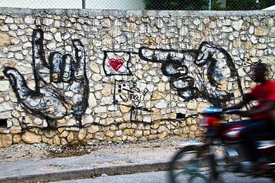 Imbéciles-diplômés-humanitaires