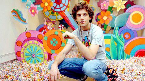 Mika tout timide devant Madonna