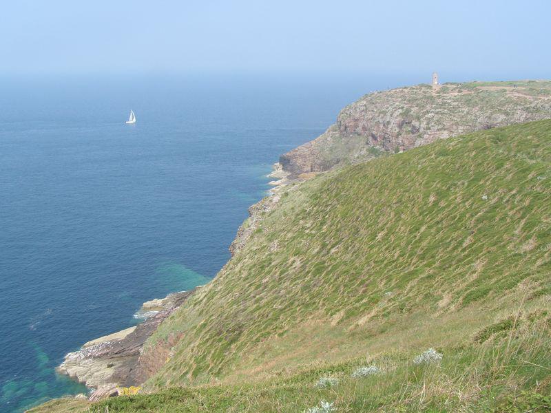 Pierre de sucre dans le beau ciel liquide (Katell Antoine)