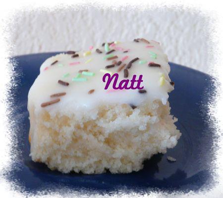 Buttermilk_white_cake_2